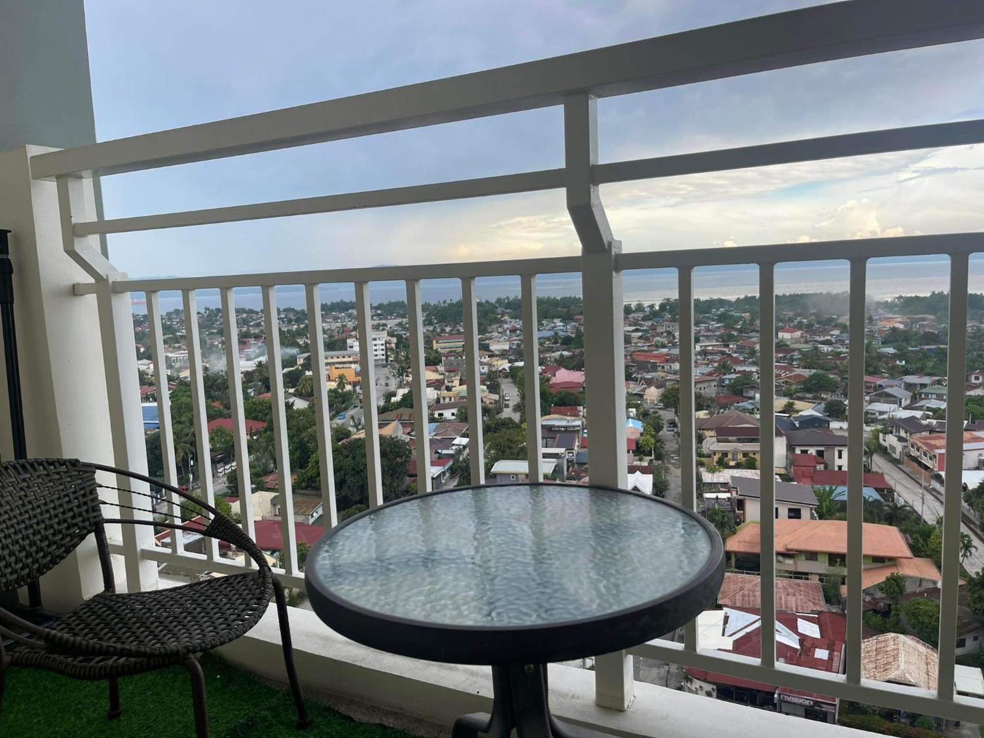 Verdon Parc Davao City With Balcony By Darpm 外观 照片