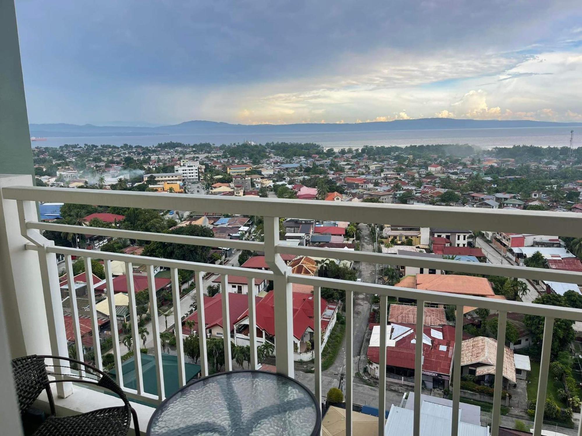 Verdon Parc Davao City With Balcony By Darpm 外观 照片